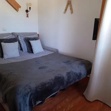 2 Pieces Pour 4 Personnes Avec Balcon Et Acces Piscine A Superdevoluy - Fr-1-504-549 Apartment *