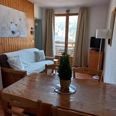 Apartment 2 Pieces Pour 4 Personnes Avec Balcon Et Acces Piscine A Superdevoluy - Fr-1-504-549 *